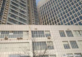 平安苑中户毛坯三室两厅靠近风情街 - 克拉玛依28生活网 klmy.28life.net